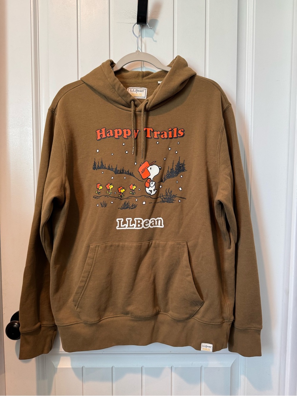 L.L. Bean x Peanuts Men's Brown 'Happy Trails' Snoopy Pullover Hoodie Large